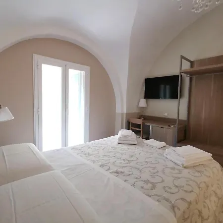 Opera Relais 85 Messina