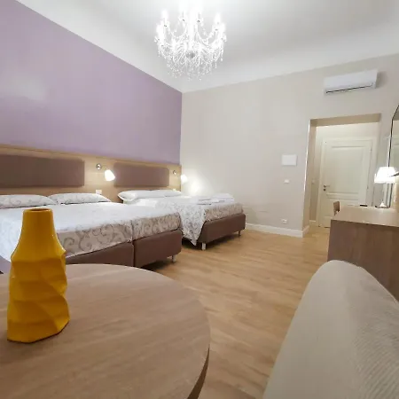Opera Relais 85 4*